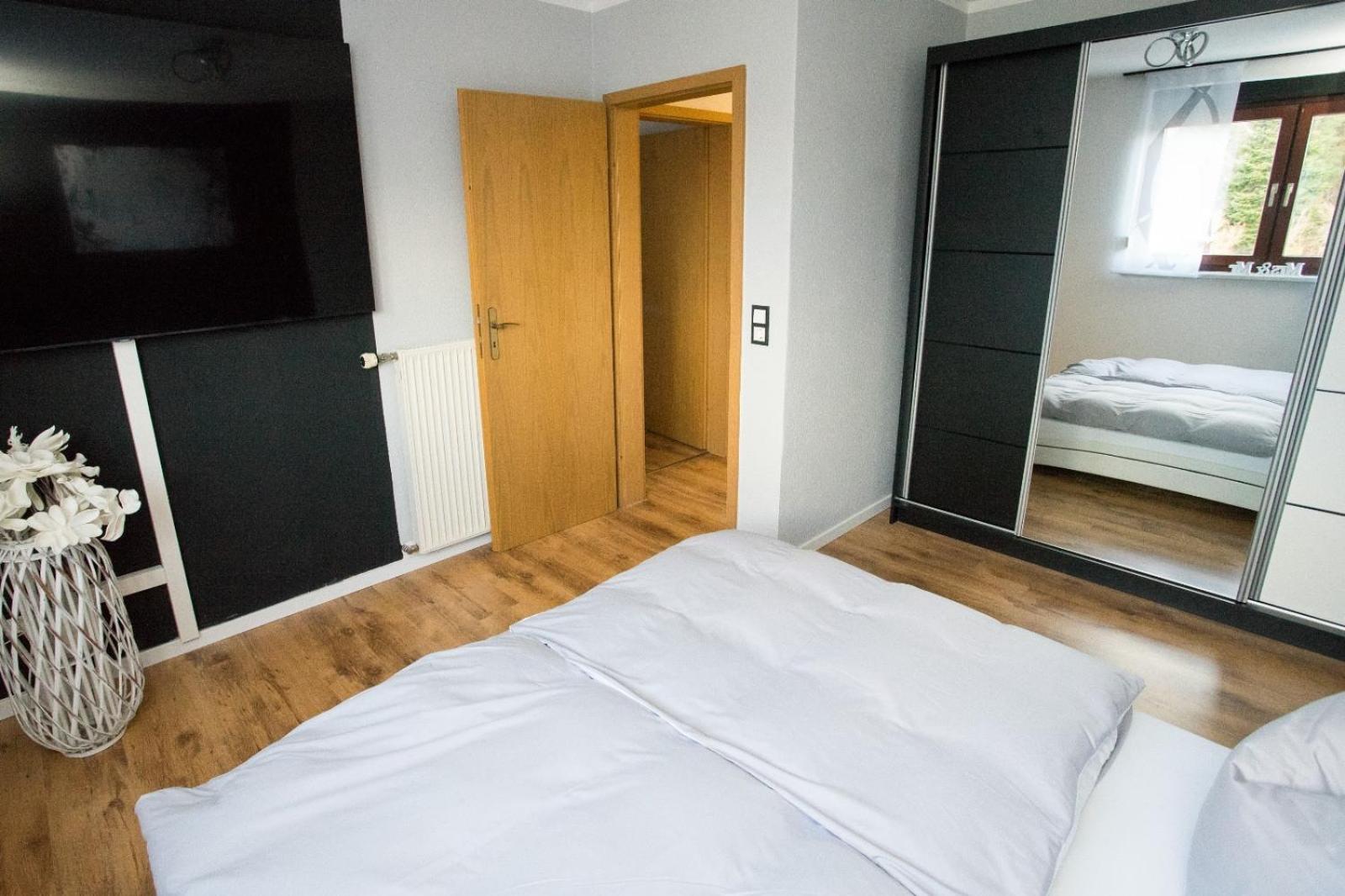 Zum Kaeutzchen 120Qm Ferienhaus 8 Personen 4 Schlafzimmer Nossentiner Huette Exterior foto